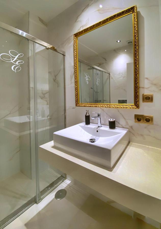 Suites San Esteban 16 Ducal إشبيلية المظهر الخارجي الصورة